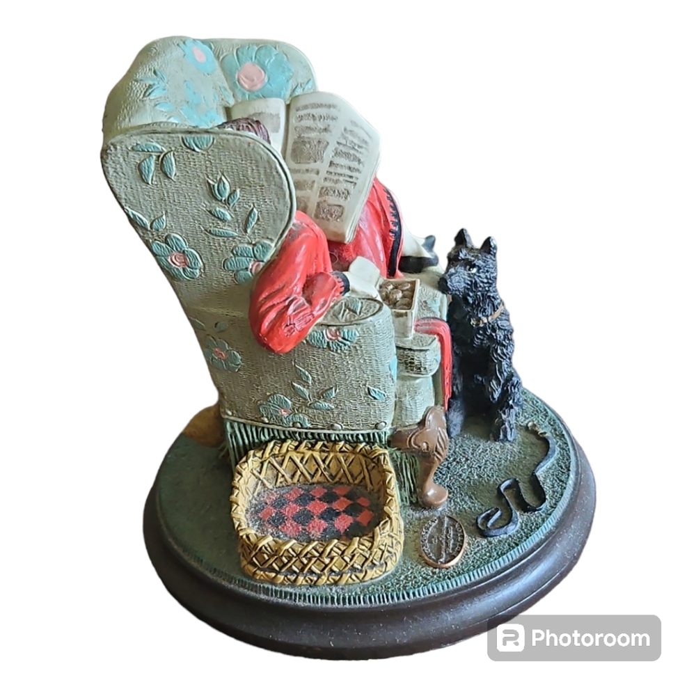 Norman Rockwell's "Sitting Pretty " Figurine - Picture 4 of 6